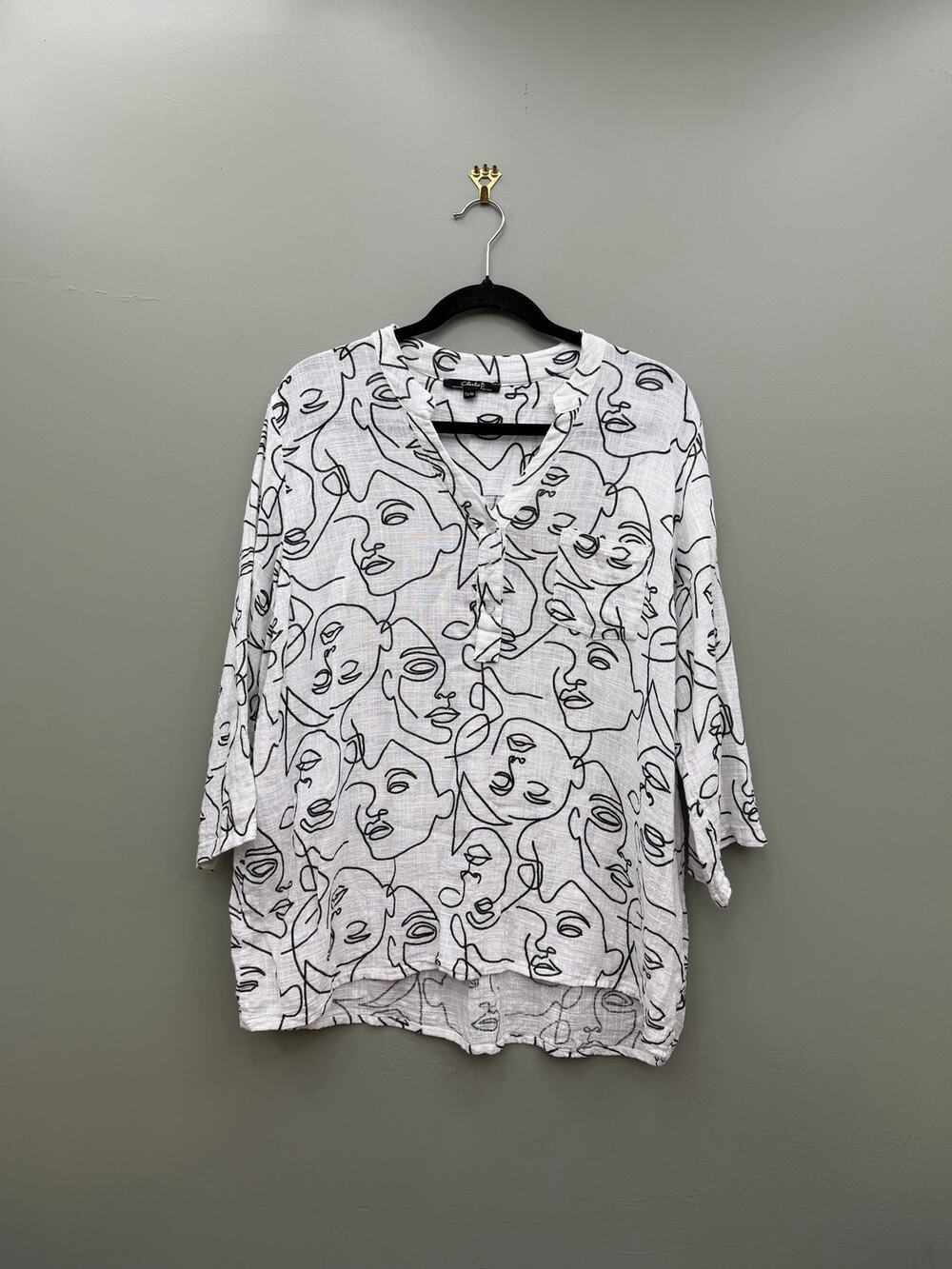Charlie B Abstract Face Print Cotton Gauze Blouse White Black XL Italy